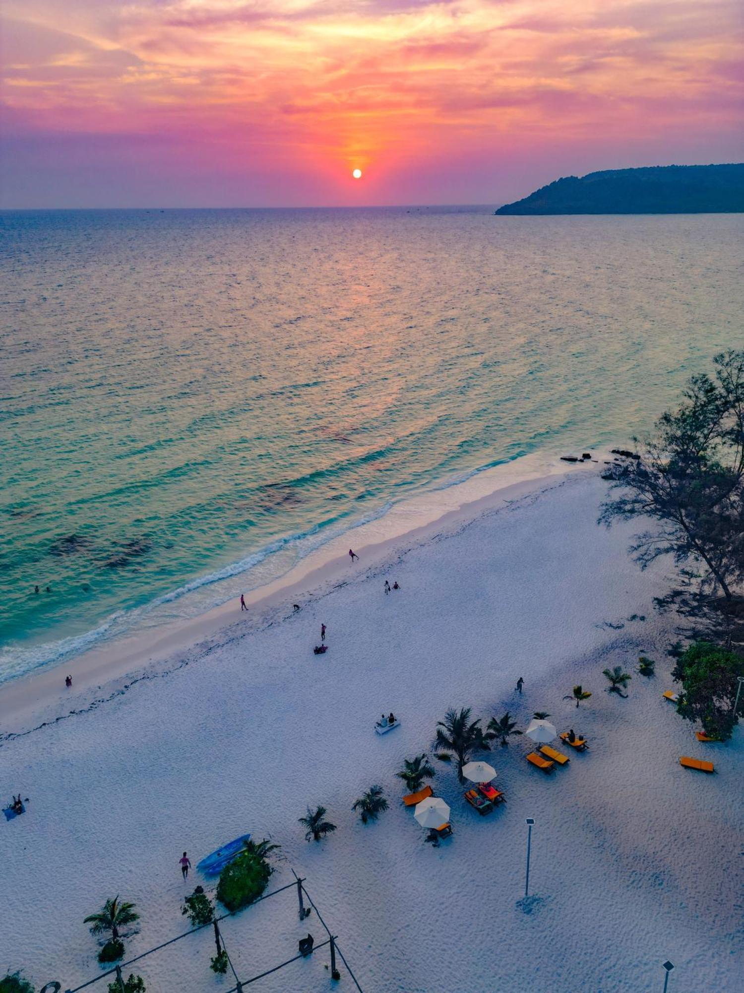 Long Beach Resort Koh Rong Sok San Village Exteriör bild